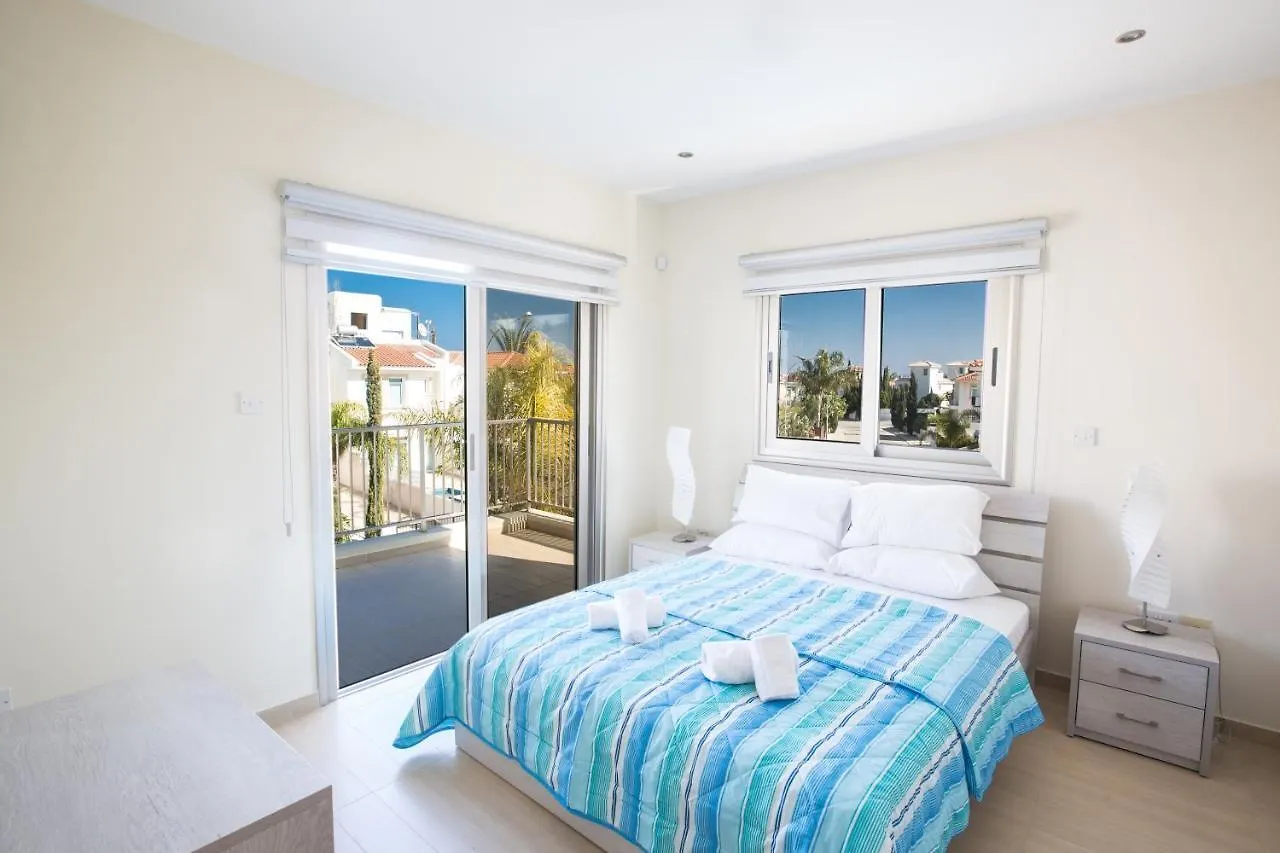 Protaras Holiday Villa Dv1