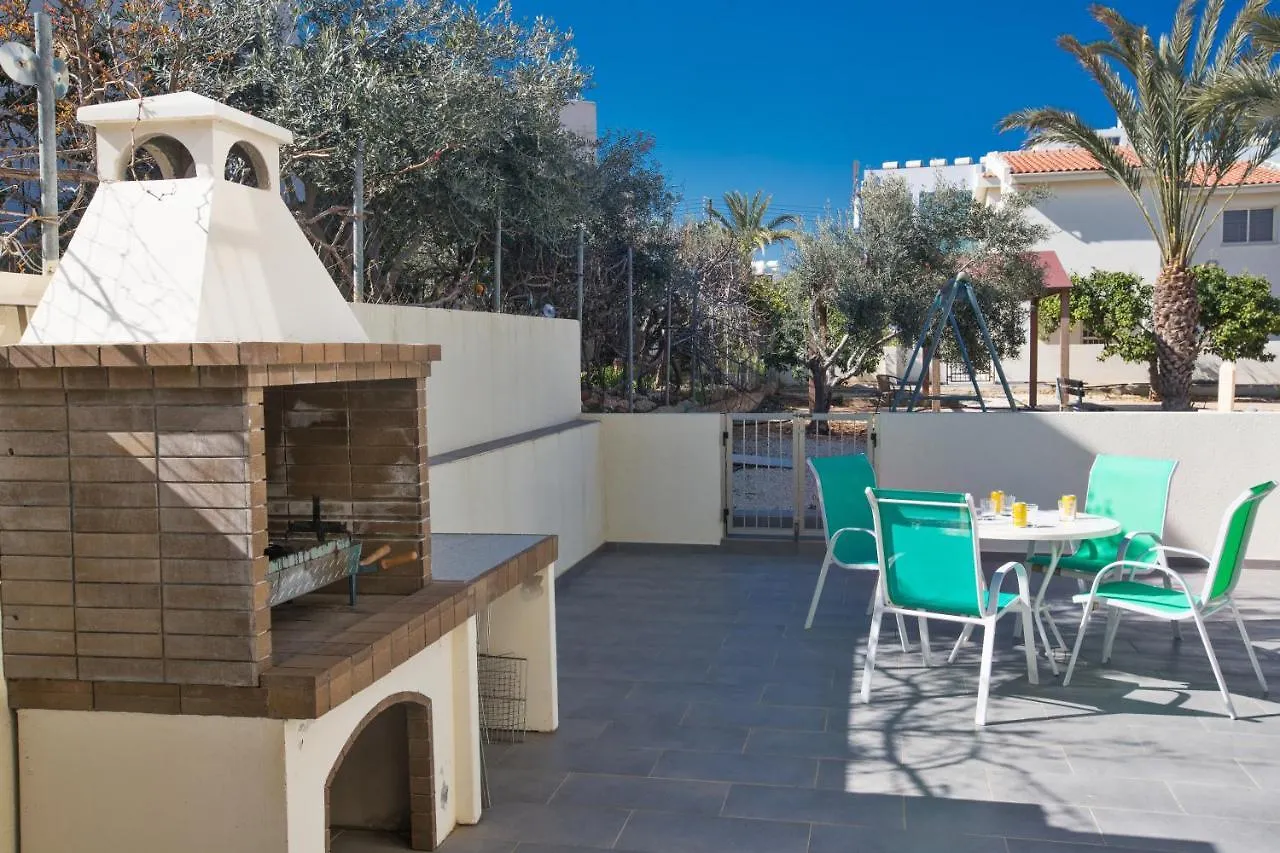 Protaras Holiday Villa Dv1 0*,  Cyprus